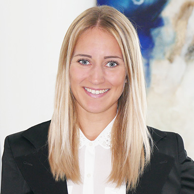 Portrait_AnnkathrinKroll Ann-Kathrin Kroll | DIVIS